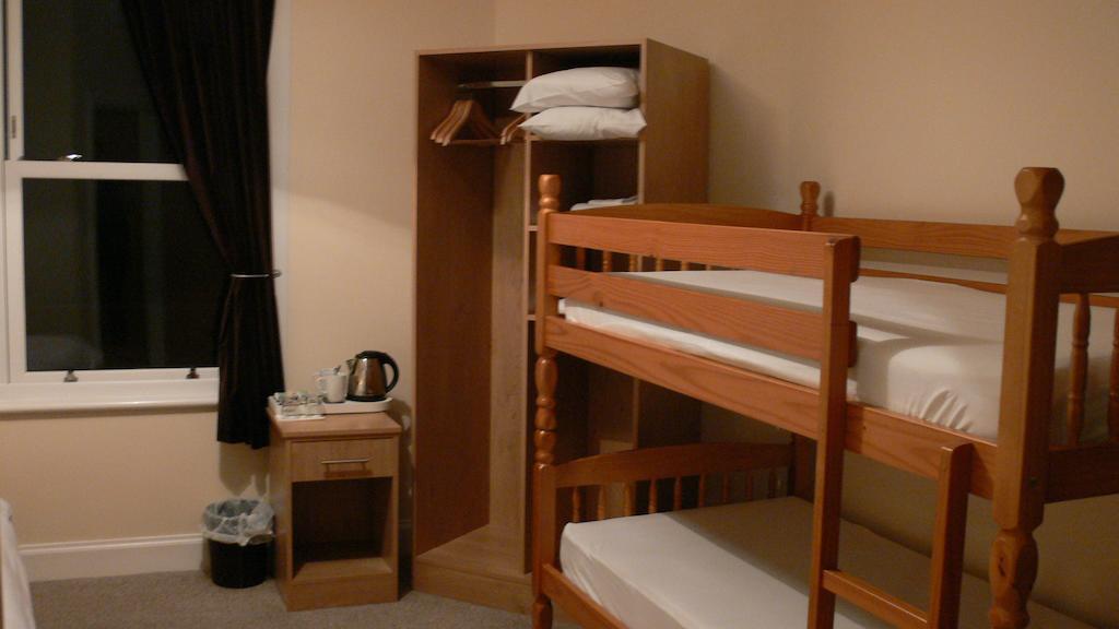 איימאות' The Home Arms Guesthouse מראה חיצוני תמונה
