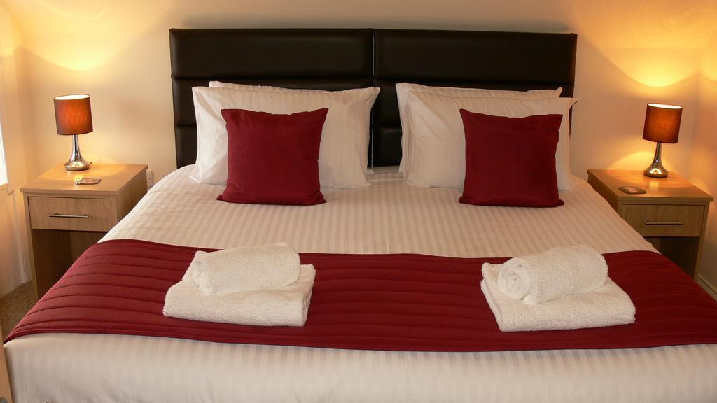 איימאות' The Home Arms Guesthouse חדר תמונה