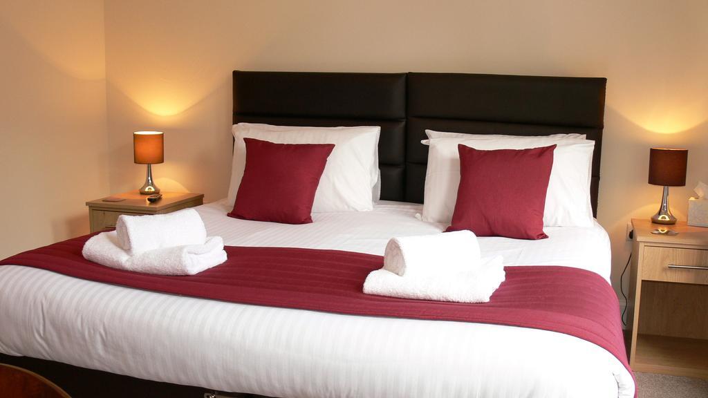איימאות' The Home Arms Guesthouse חדר תמונה